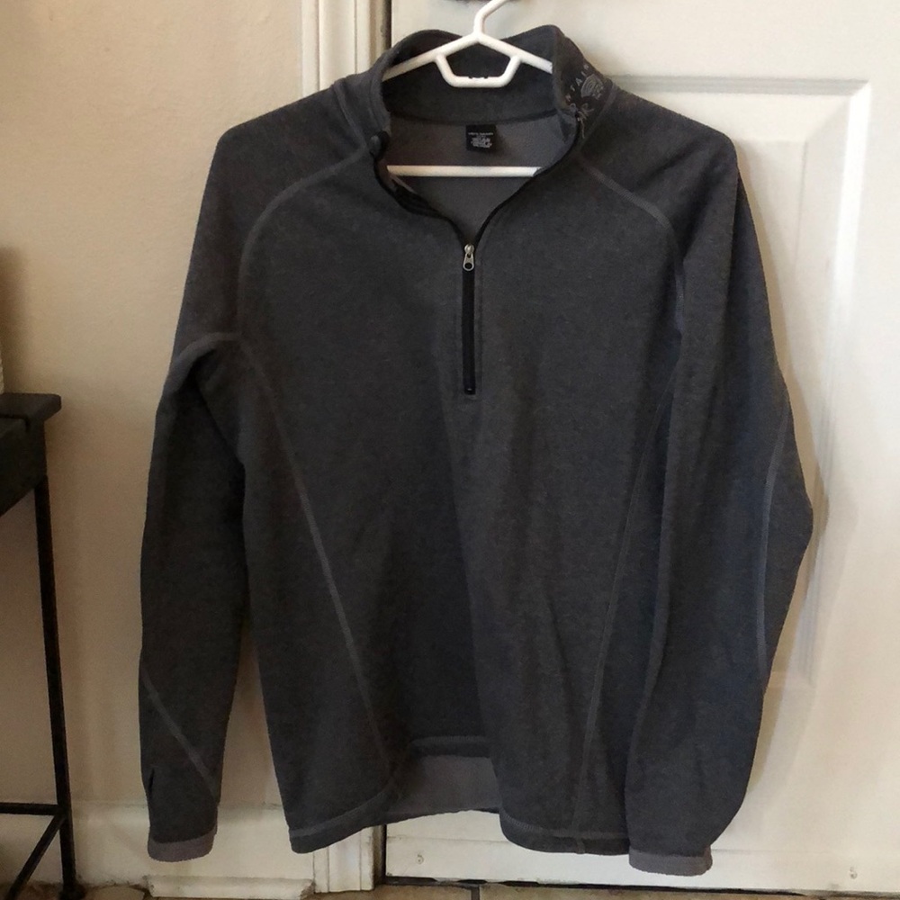 Mountain Hardwear sweatshirt